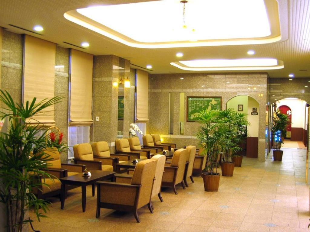 Hotel Route Inn Kitami Odori Nishi Экстерьер фото