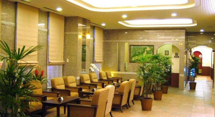 Hotel Route Inn Kitami Odori Nishi Экстерьер фото